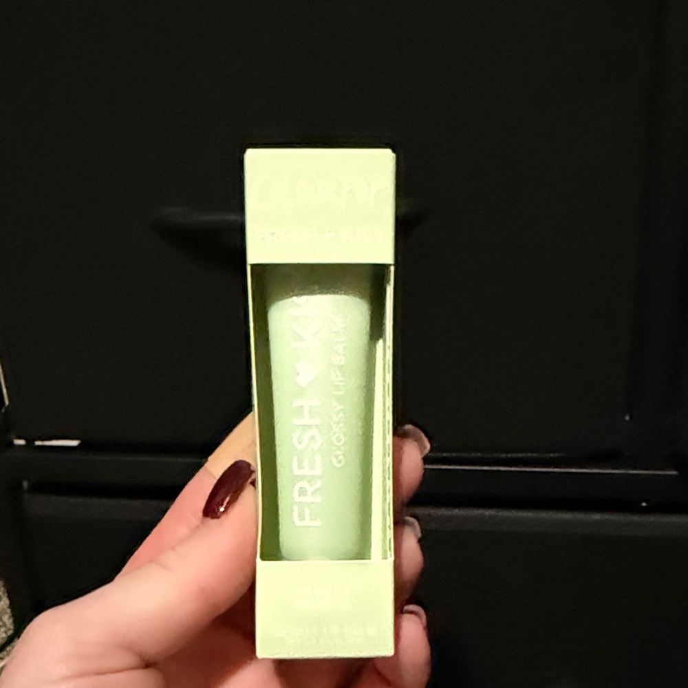 Fresh Glossy Lip Balm - Soft Mint